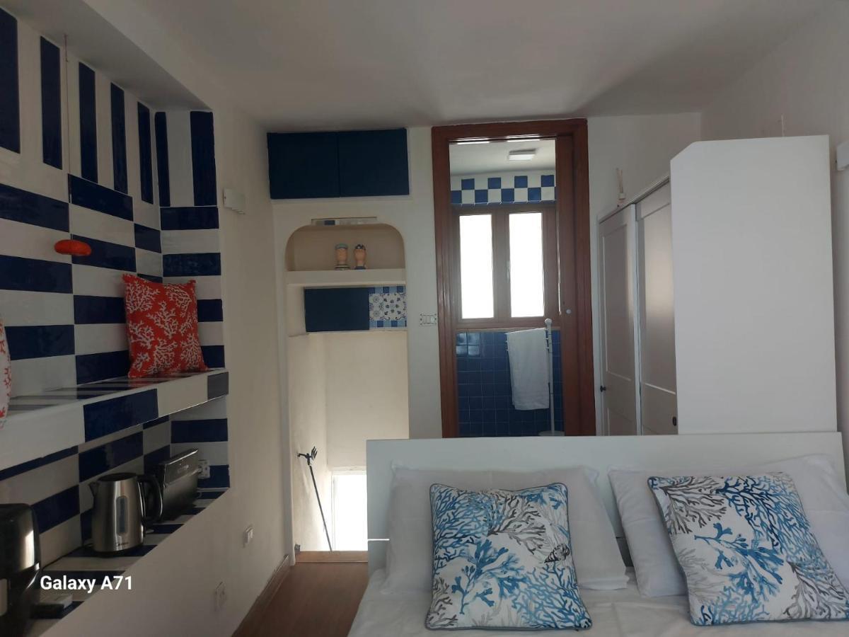 Coralinetiny Bed & Breakfast Castellammare di Stabia Bagian luar foto